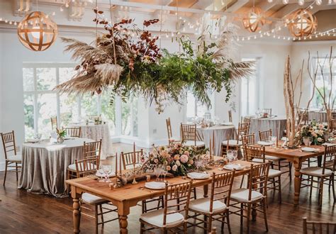 Pomme radnor - Pomme - A Peachtree & Ward venue is the perfect woodland property tucked away in a secluded spot and still just a half-mile from the intersection of Routes 30 and 476. The event space can accommodate up to 200 people.